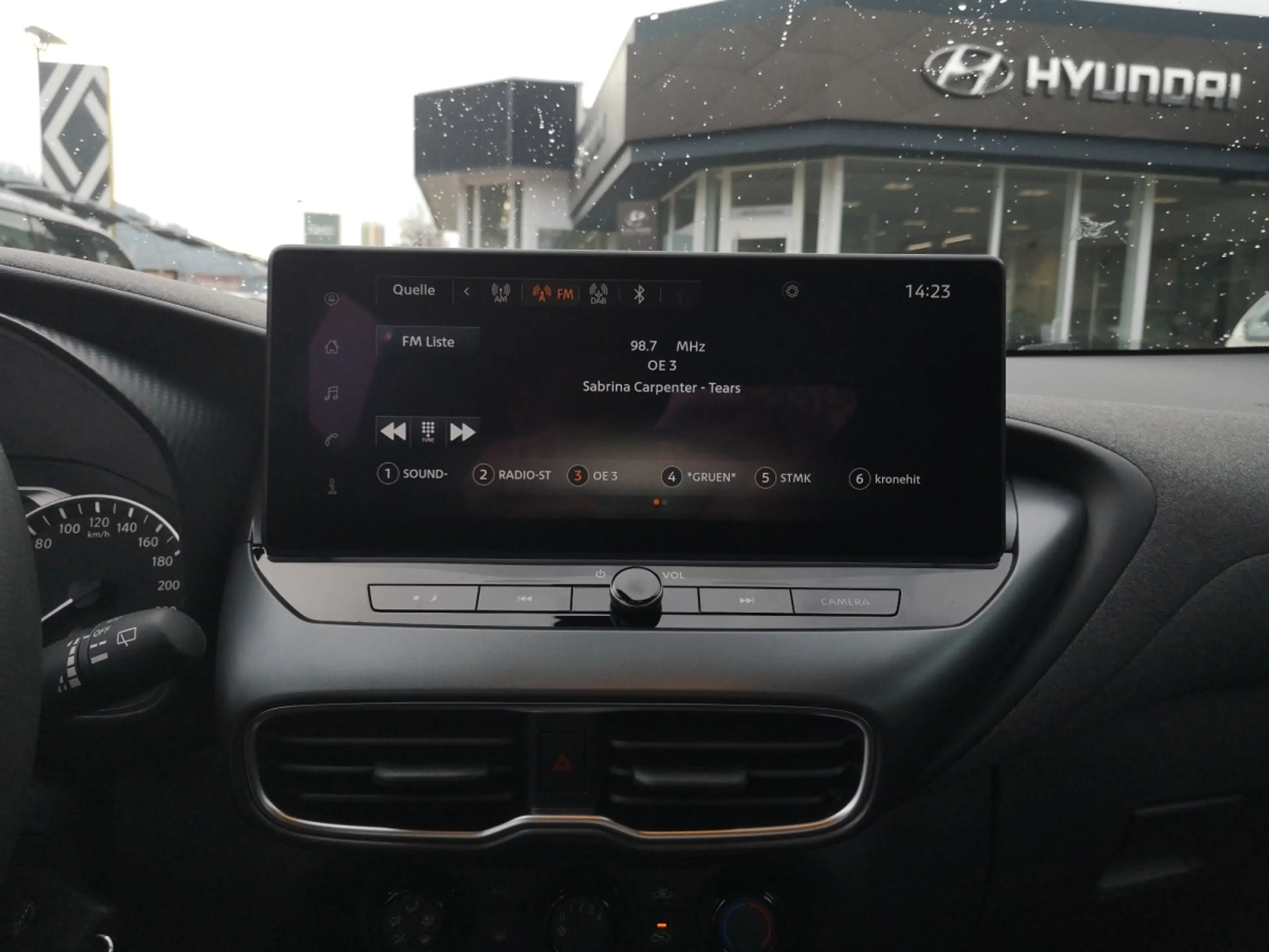 Nissan Juke Acenta 1.0 DIG-T 114PS 7DCT — photo 9
