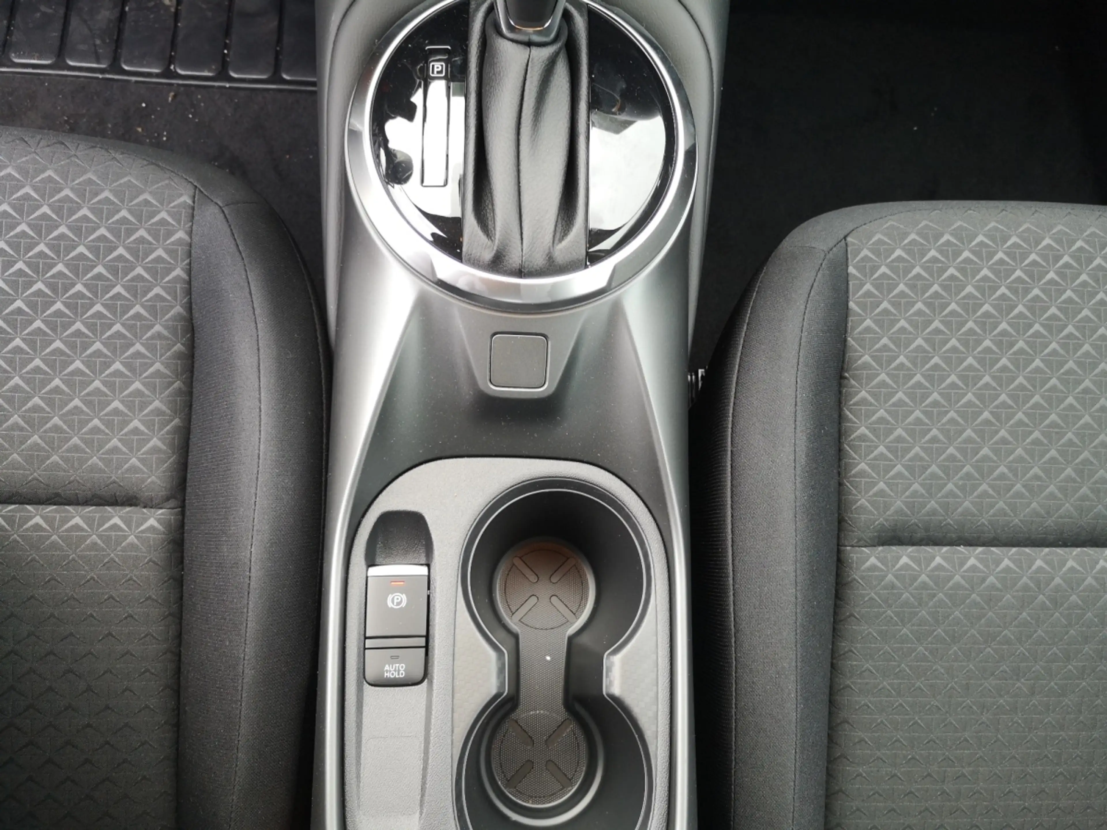 Nissan Juke Acenta 1.0 DIG-T 114PS 7DCT — photo 8