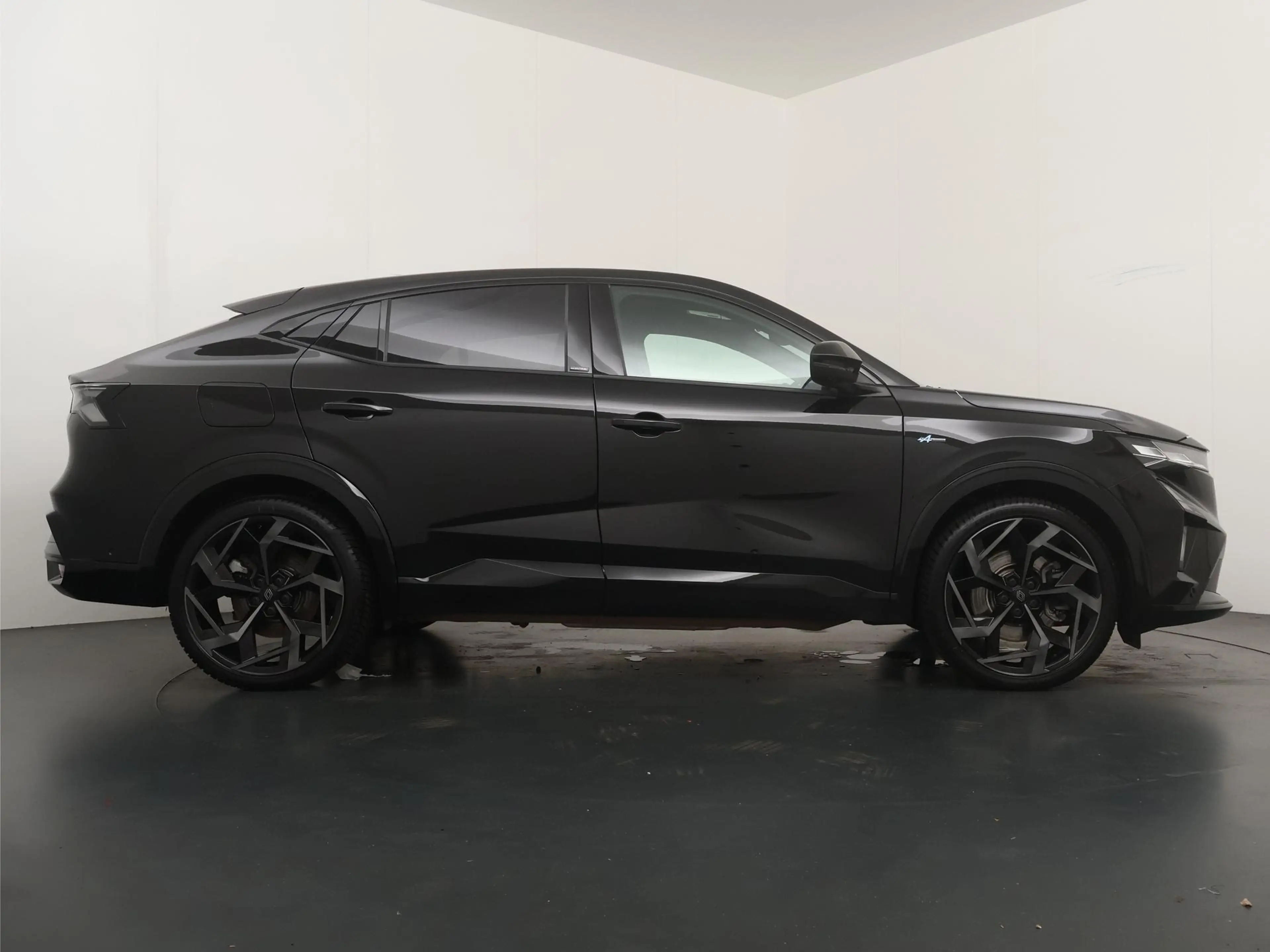 Renault Rafale atelier Alpine hyper hybrid E-Tech 4x4 300 | Panor — photo 6