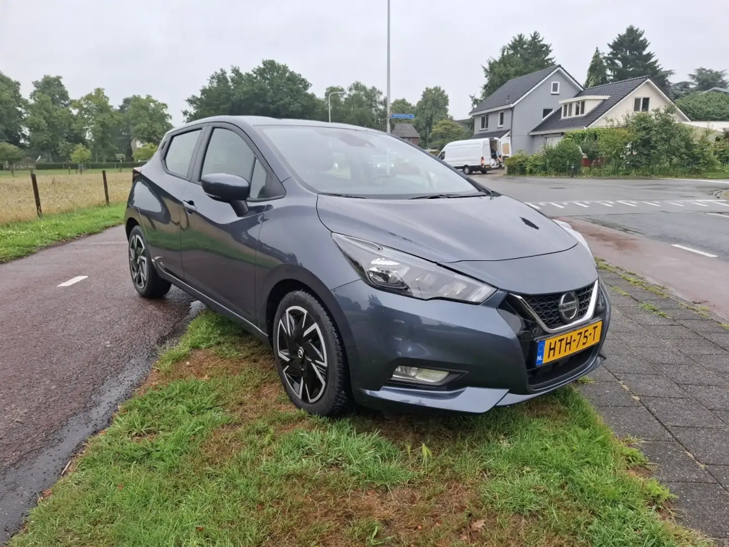 Nissan Micra 1.0 IG-T N-Design Gris - 2