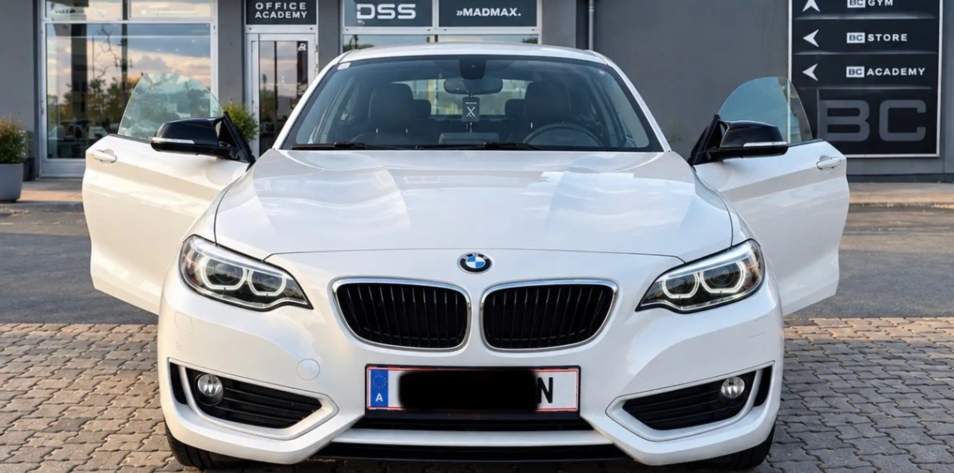 BMW 218 218i Coupé Advantage Advantage Weiß - 2