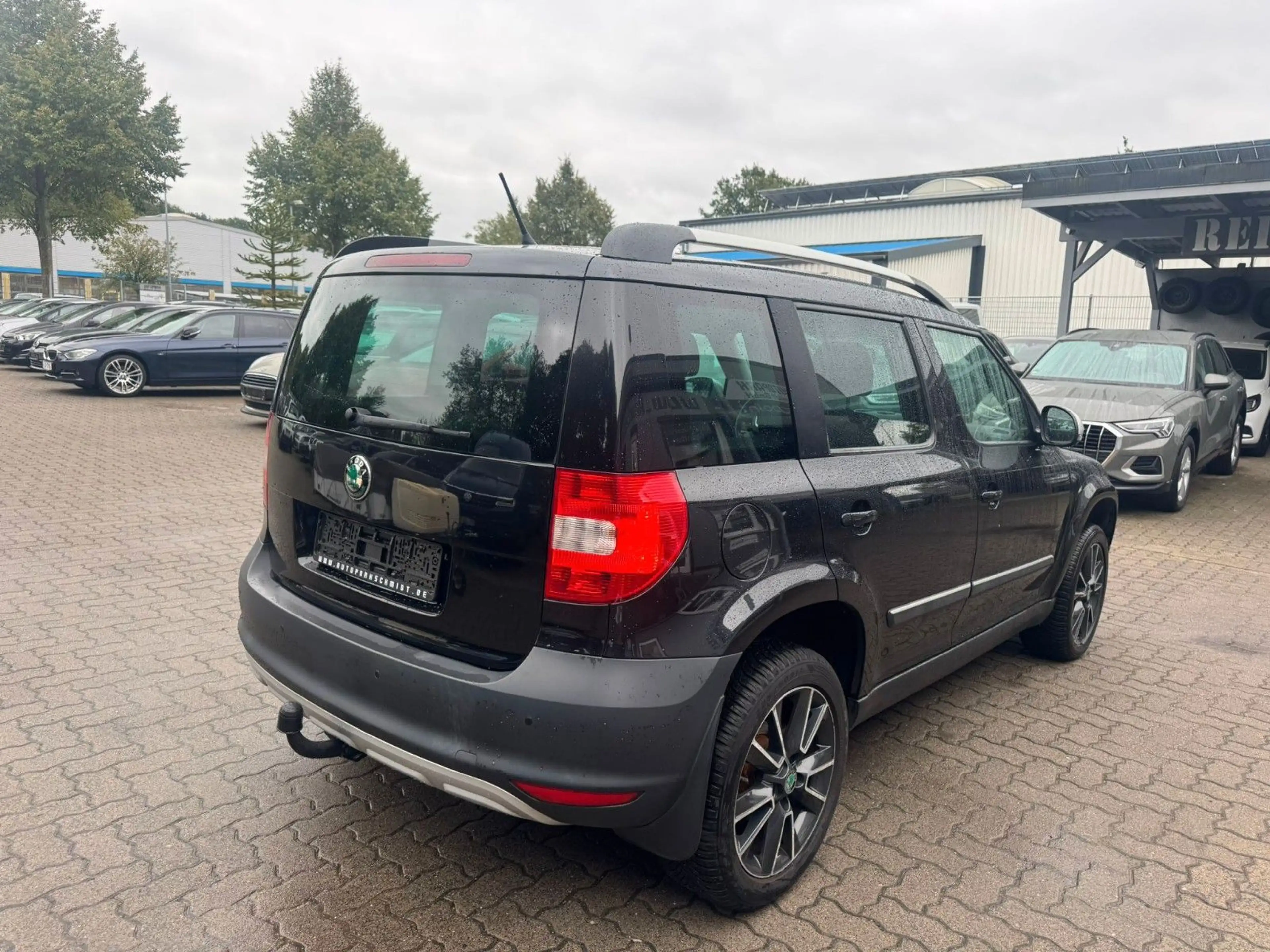 Skoda Yeti 1.4 Elegance SITZH°TEMPOM°AHK°PANO°AHK! — photo 5