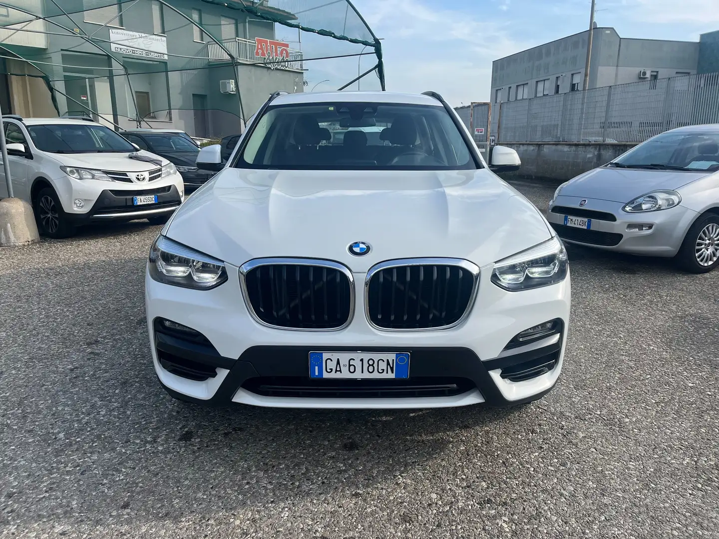 BMW X3 xdrive 20d Business Advantage 190cv auto Bianco - 2