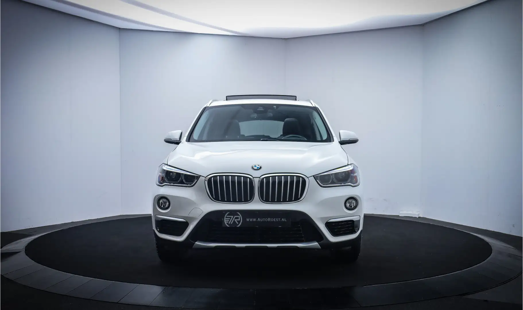 BMW X1 18iA X-LINE EDITION PANO | FULL LED | CAMERA | HEA Blanco - 2