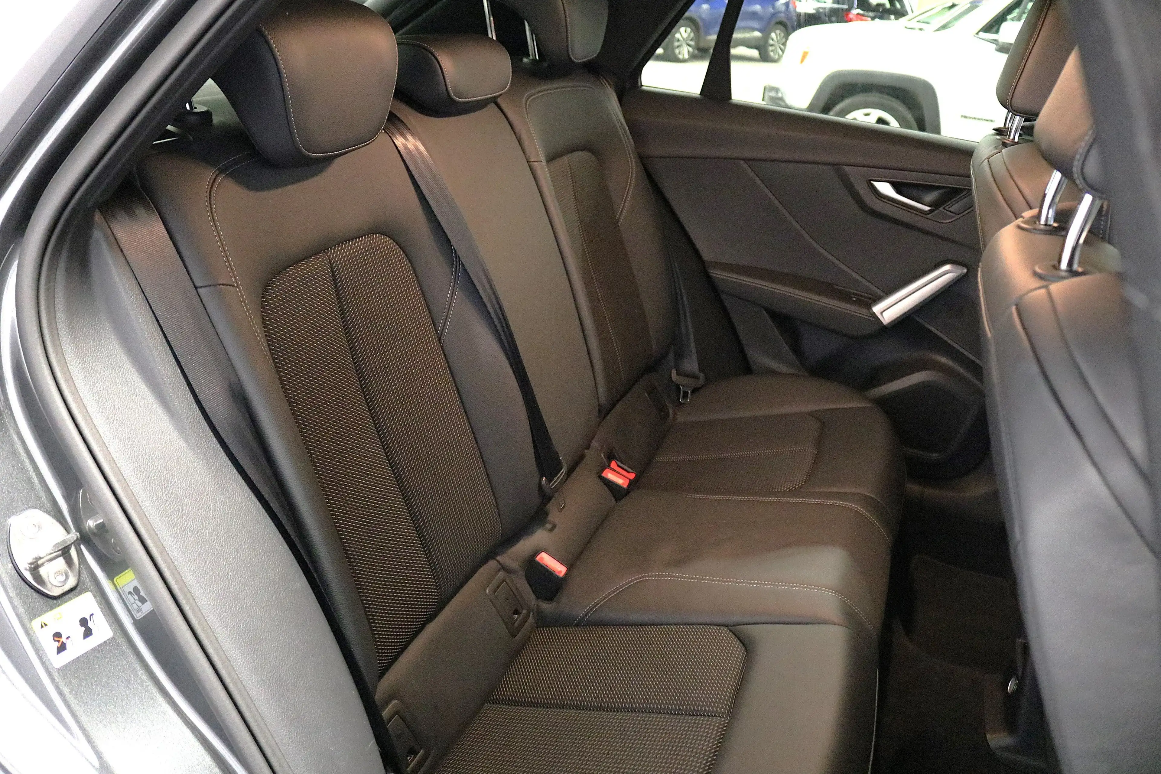 Audi SQ2 TFSI quattro *1HAND*NAVI*V-Cockp*KAMERA*Matrix*uvm — photo 15