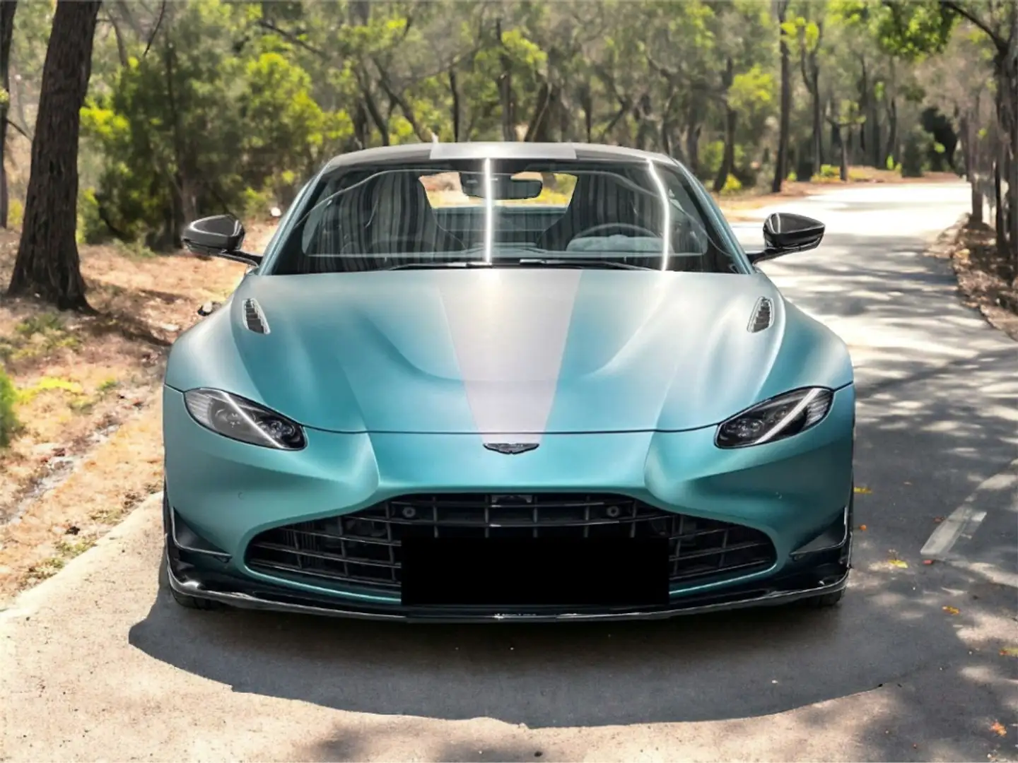 Aston Martin Vantage F1 Edition Azul - 1