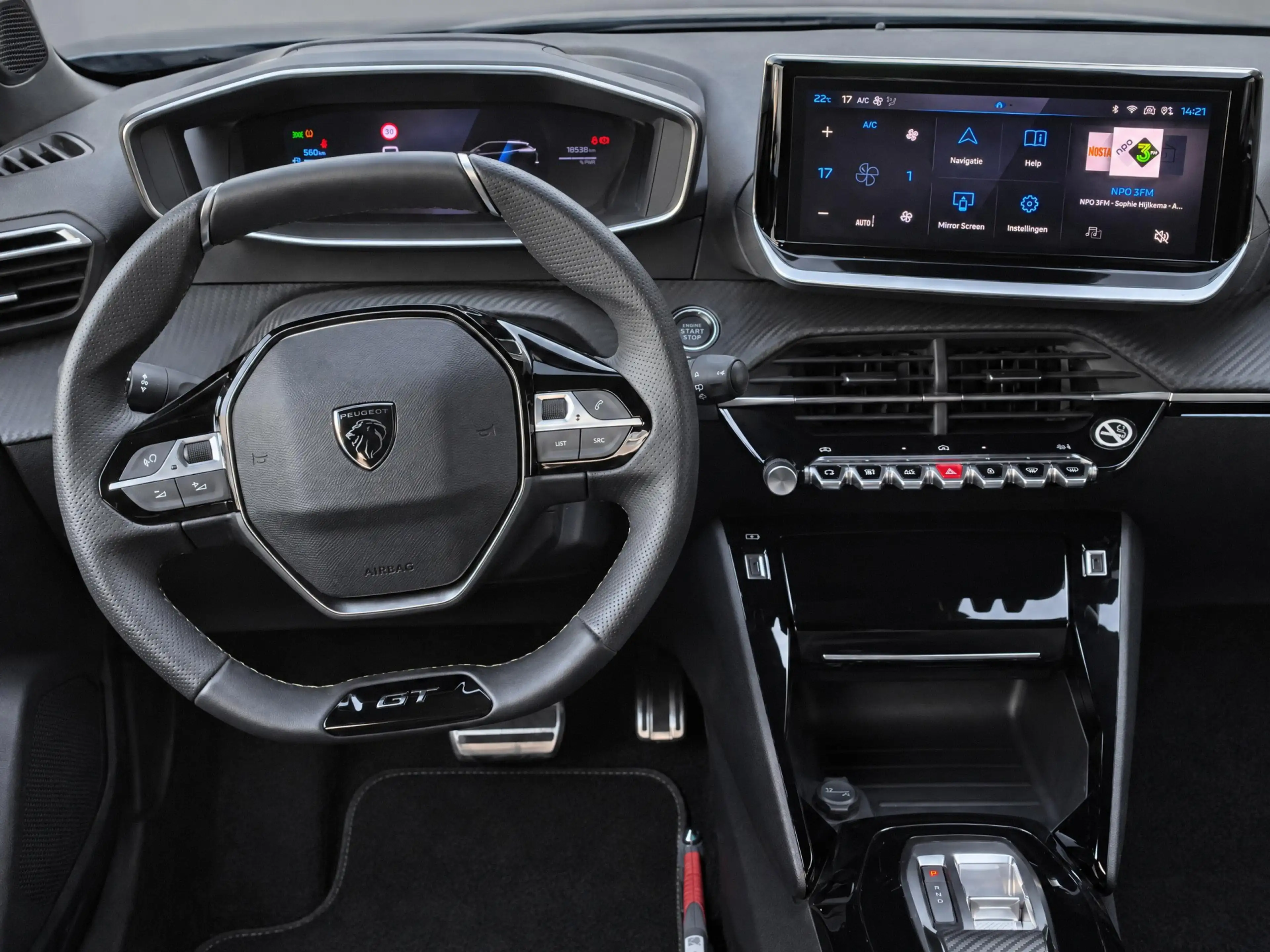 Peugeot 2008 1.2 Hybrid 145 GT Half lederen bekleding | Navigat — photo 11