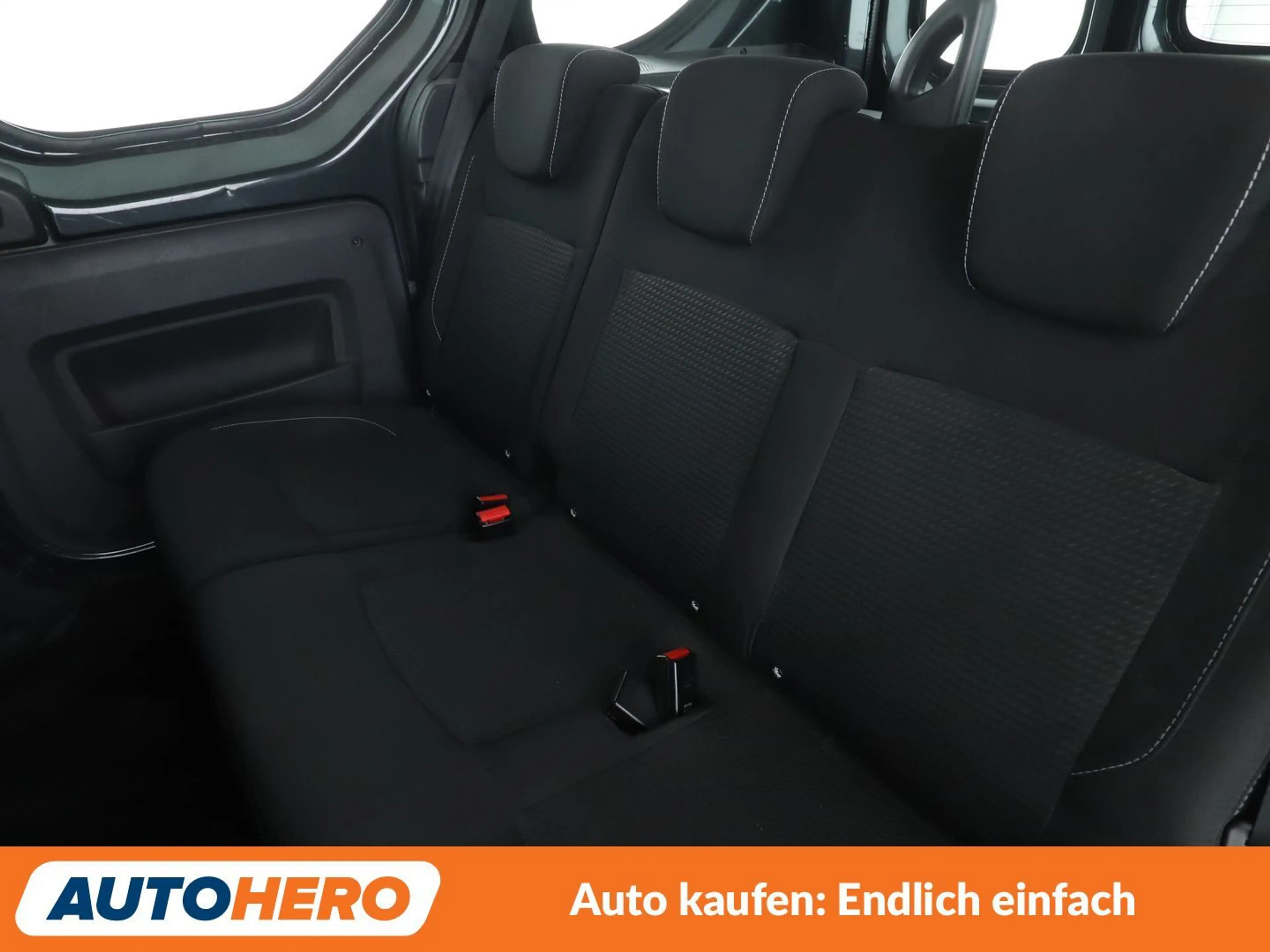 Dacia Dokker 1.2 TCe Laureate *NAV*TEMP*CAM*PDC*AHK* — photo 14