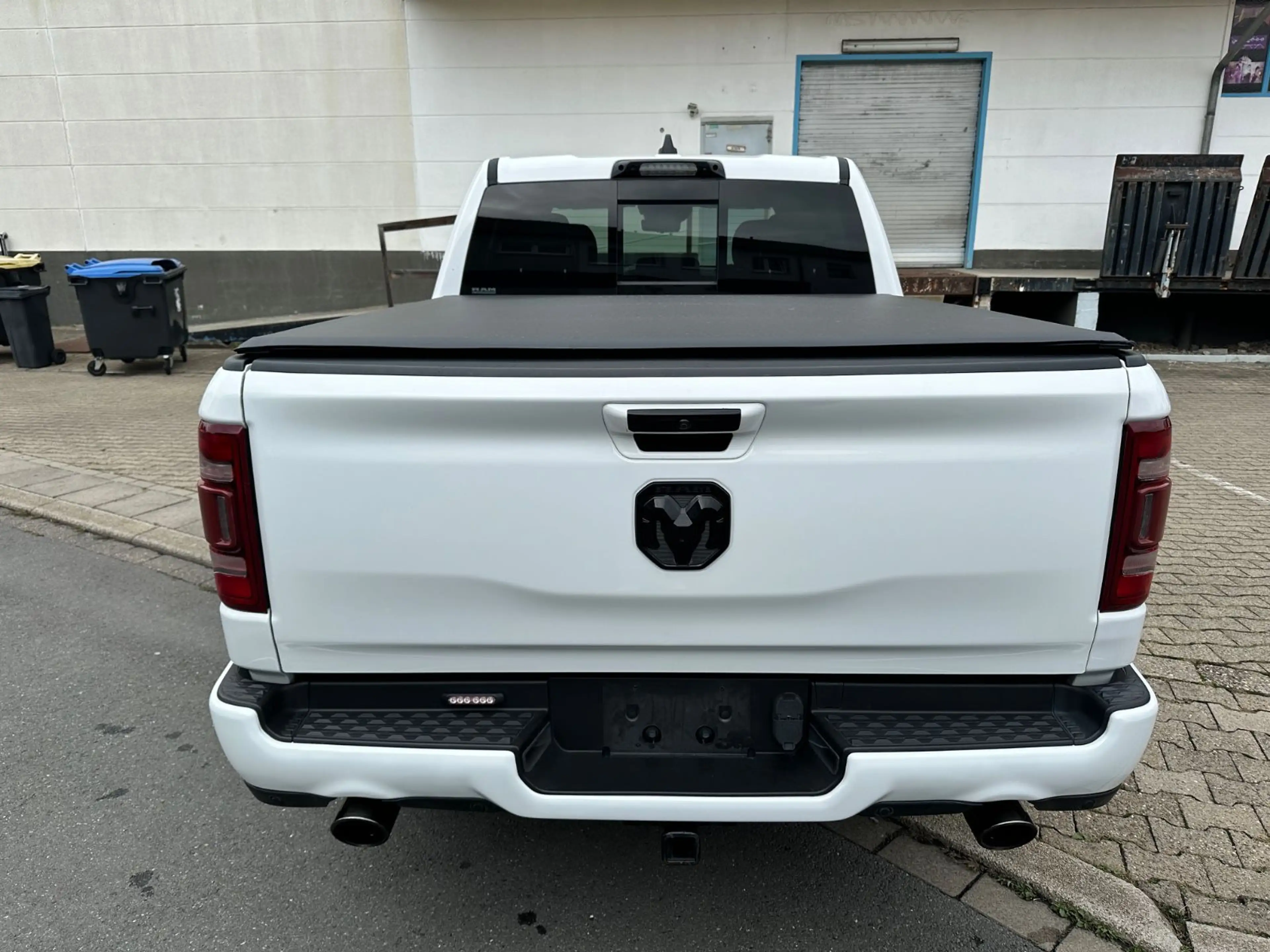 Dodge RAM LIMITED 4x4 Gas BRC LKW Zul. — photo 9