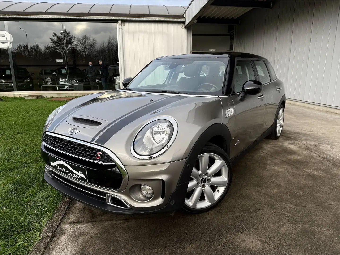 MINI Cooper S Clubman 2.0 ALL4, 1ère main, 54 420km, Cruise, Cam/PDC Grau - 1