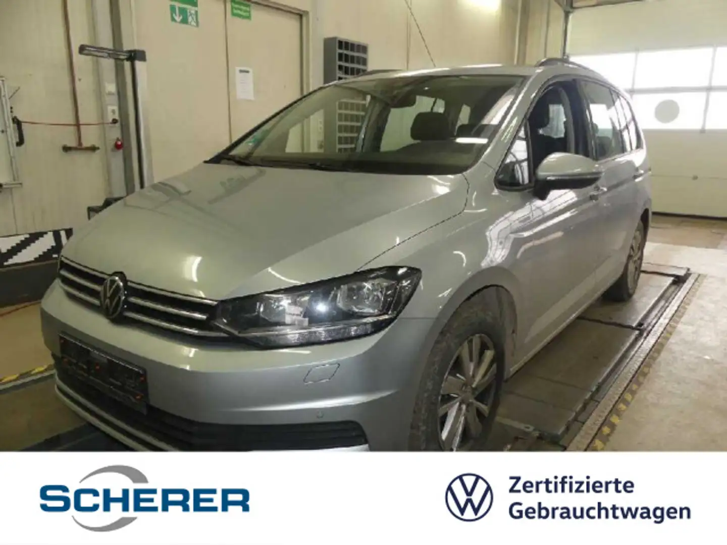 Volkswagen Touran 1.5 TSI SHZ RFK ACC DAB KLIMA Silber - 1