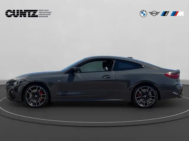 BMW 4 Series view 8