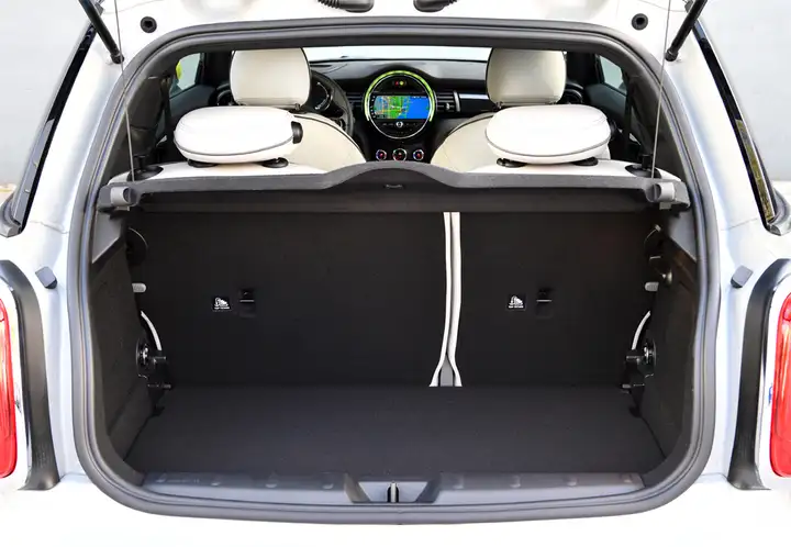 MINI Cooper 2020, foto 26
