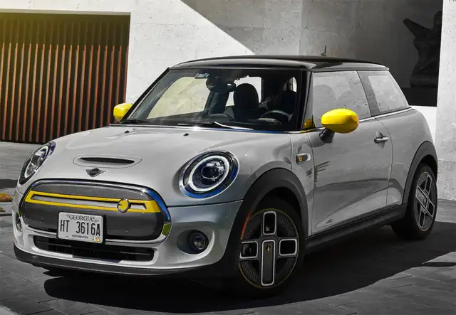 MINI Cooper SE