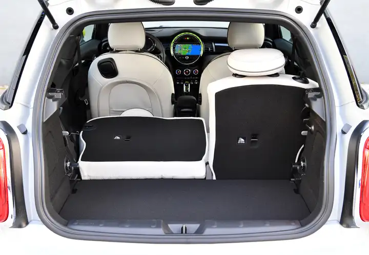MINI Cooper 2020, foto 34