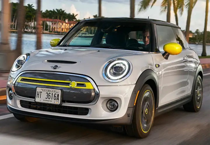 MINI Cooper 2020, foto 32