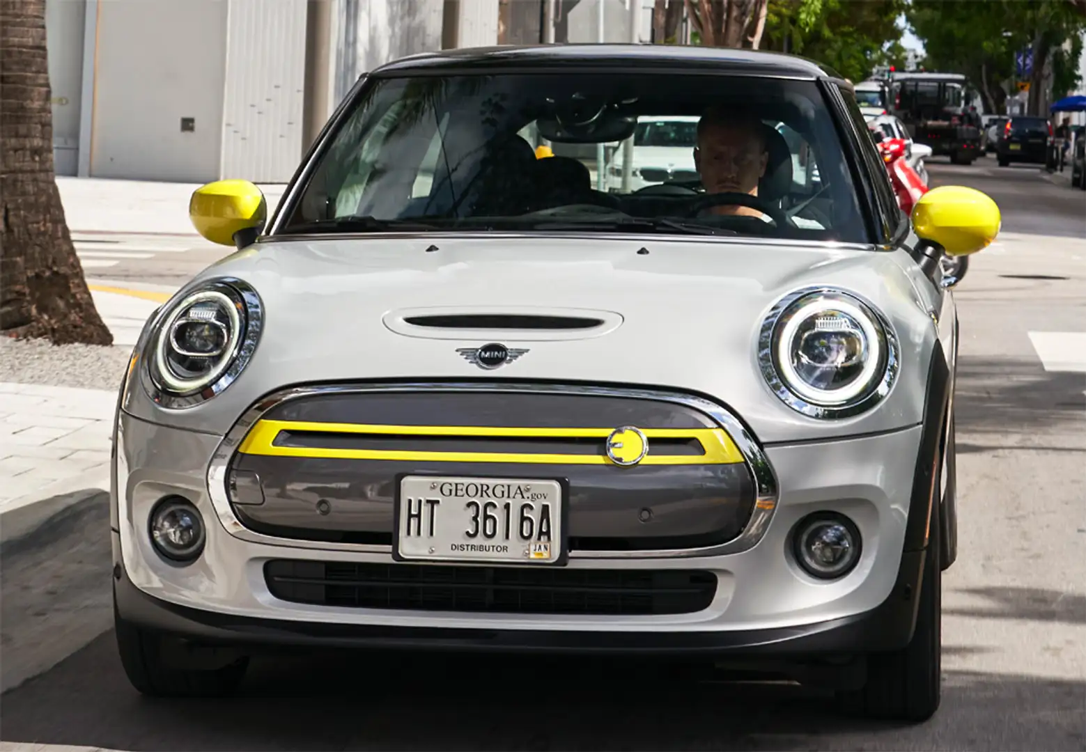 MINI Cooper SE Rojo - 2