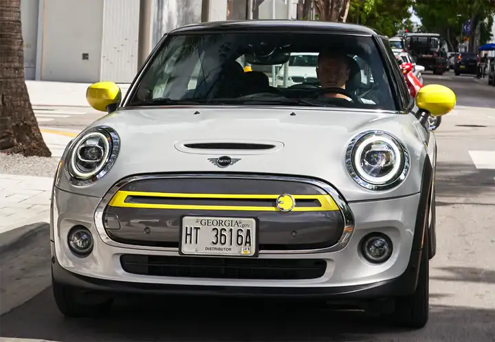 MINI Cooper 2020, foto 2