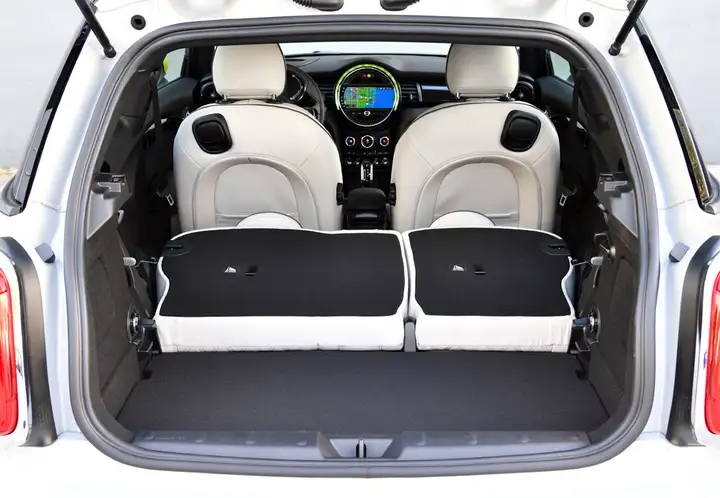 MINI Cooper 2020, foto 36