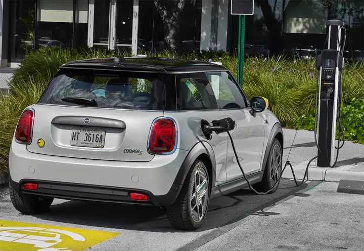 MINI Cooper 2020, foto 37