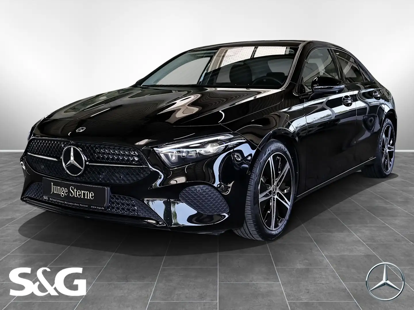 Mercedes-Benz A 200 d Limousine PANORAMA+TOTWINKEL+KEYLESS+18" Schwarz - 1
