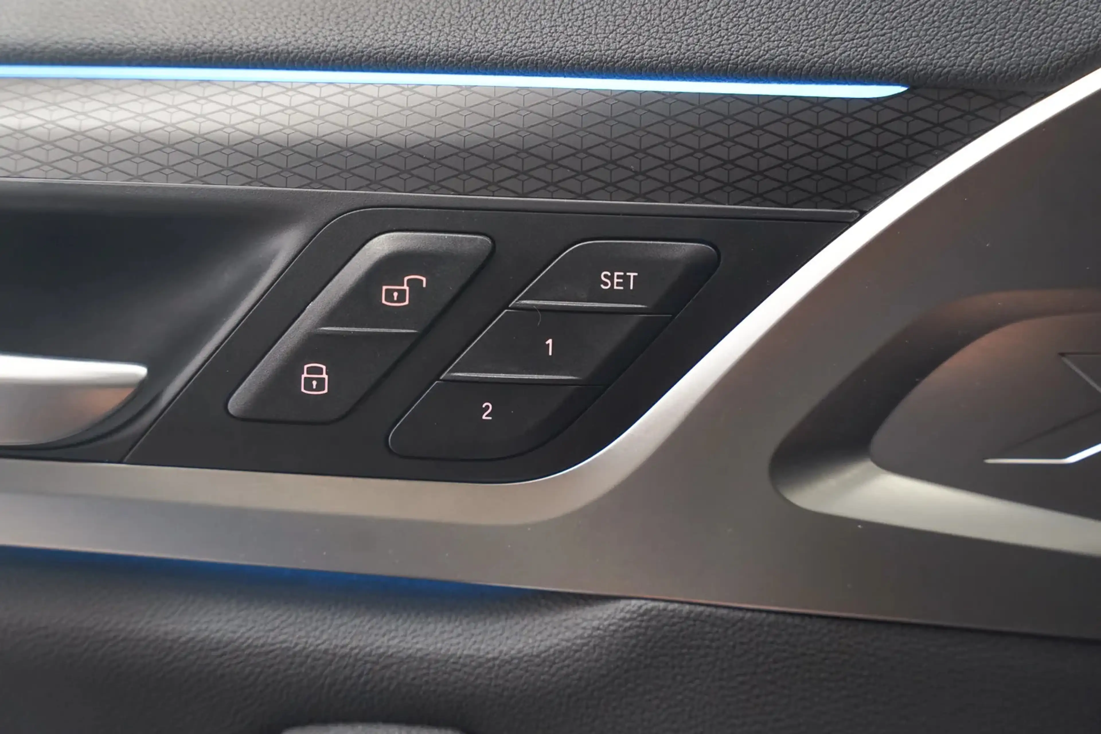 BMW iX3 80 kWh M Sport Shadow [ SoH 93,3% | Panorama Leder — photo 13