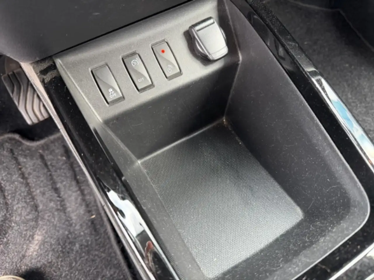 Dacia Spring Comfort Plus Electric 45 26,8 kWh, миниатюра 25