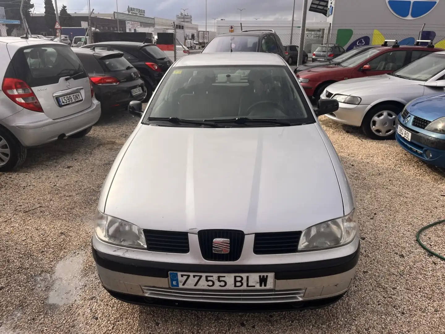 SEAT Ibiza 1.9 SDi Select Gris - 2