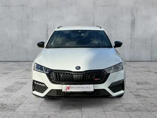 Skoda Octavia view 3
