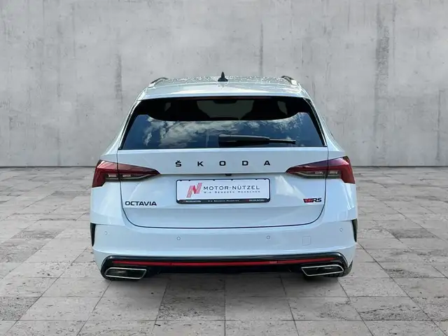 Skoda Octavia view 5