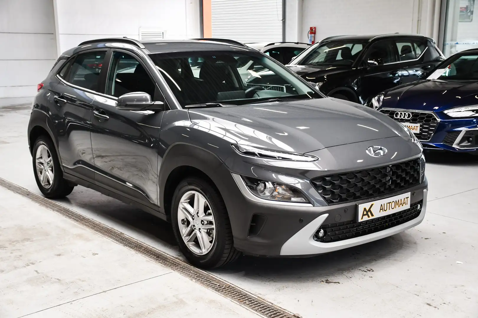 Hyundai KONA KONA 1.0 T-GDI DCT Prime Automaat - NAVI / CAMERA Grijs - 2