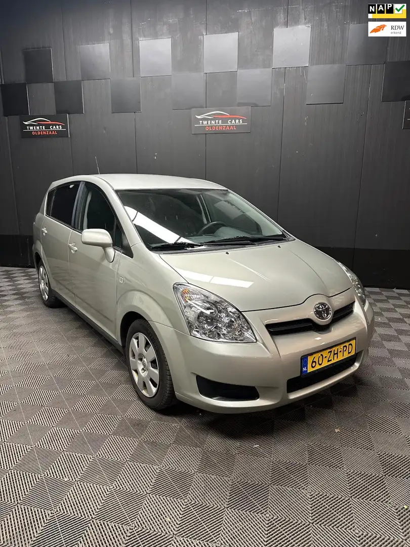 Toyota Verso 1.6 VVT-i Terra | Airco | Nieuwe APK | Gri - 1
