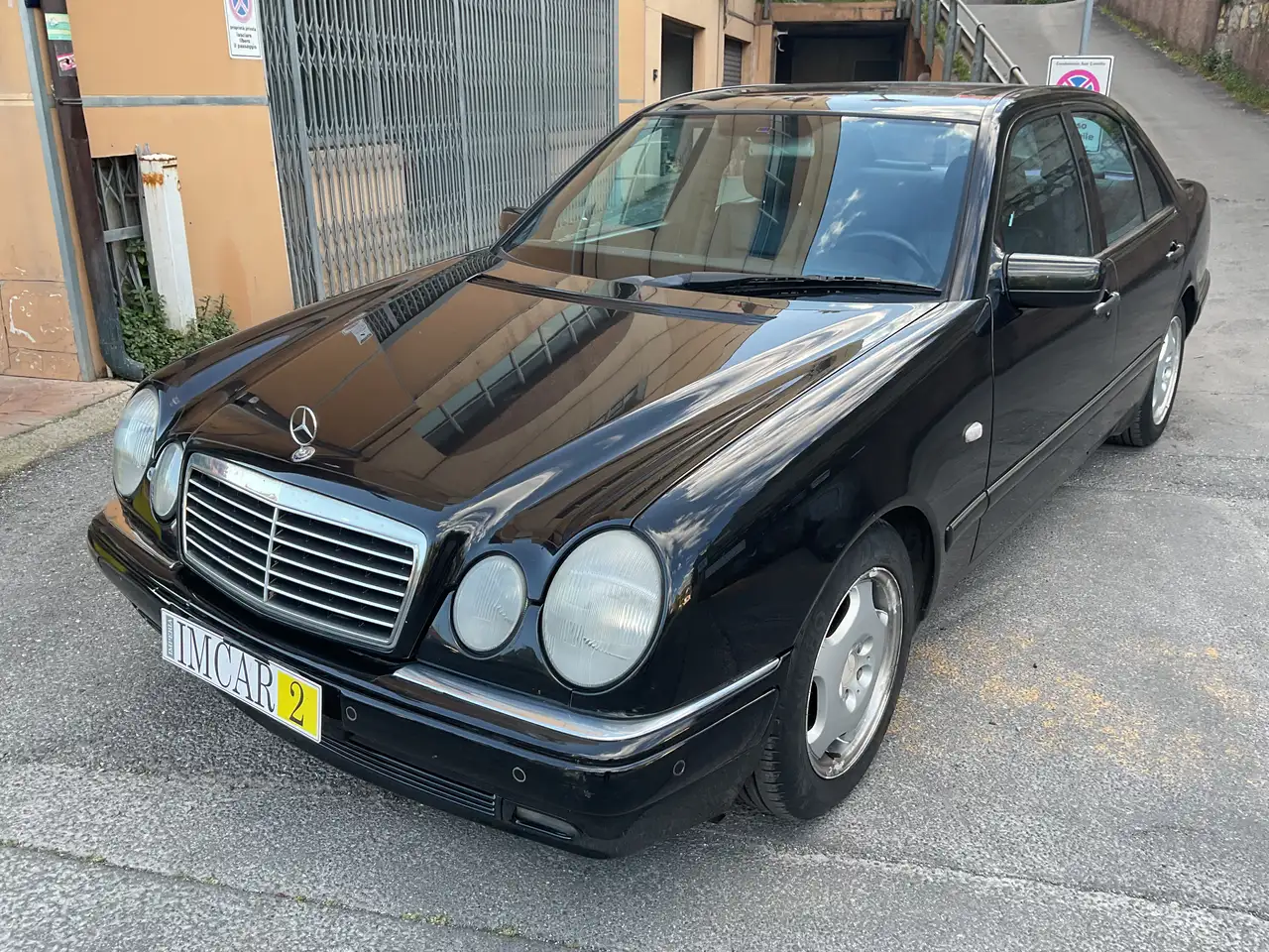 Mercedes-Benz E 200 Kompressor, foto 1