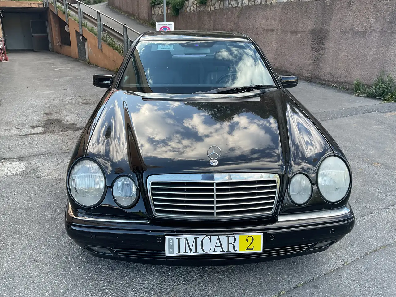 Mercedes-Benz E 200 Kompressor, foto 2