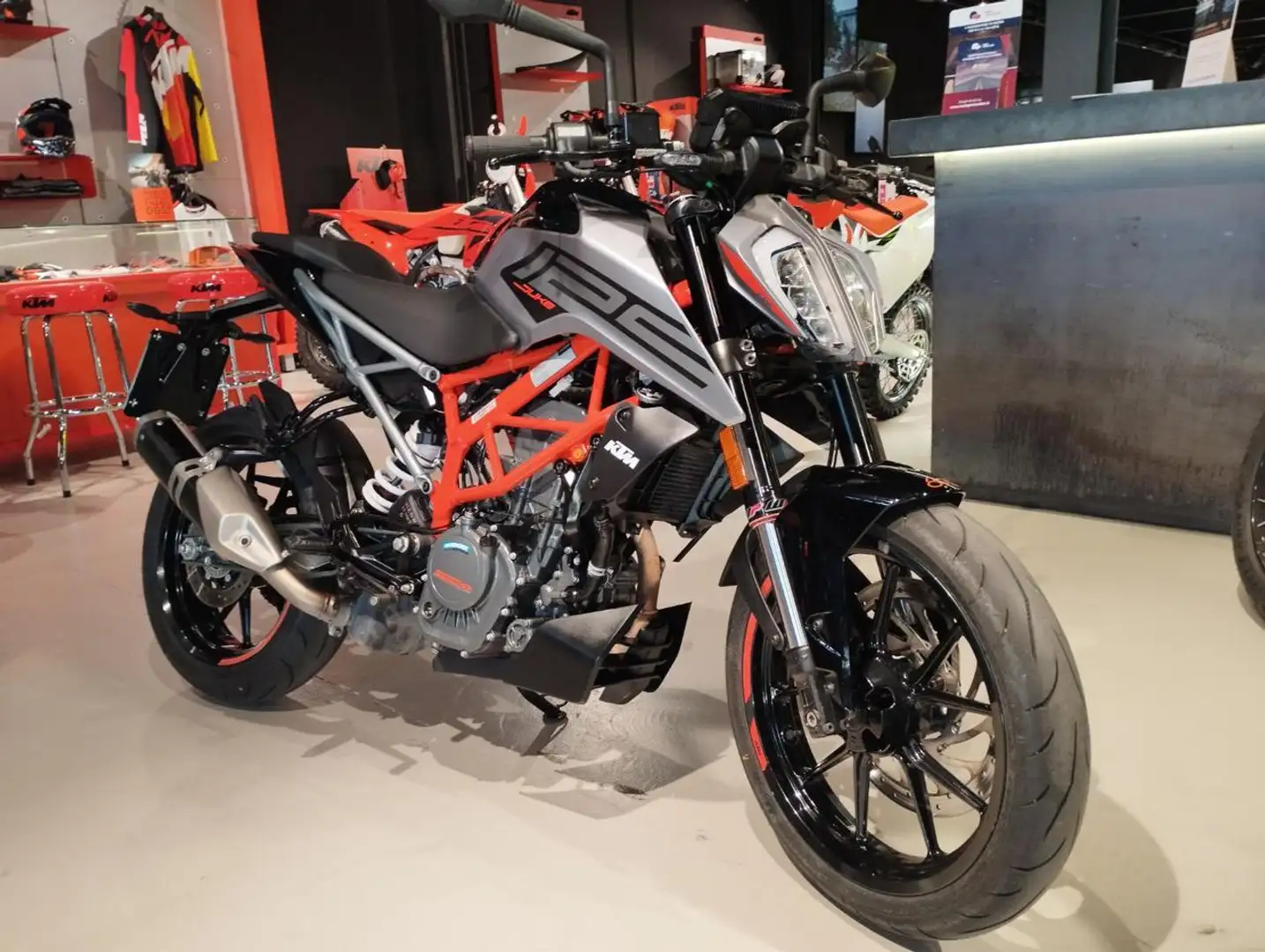 KTM 125 Duke 125 duke Grigio - 2