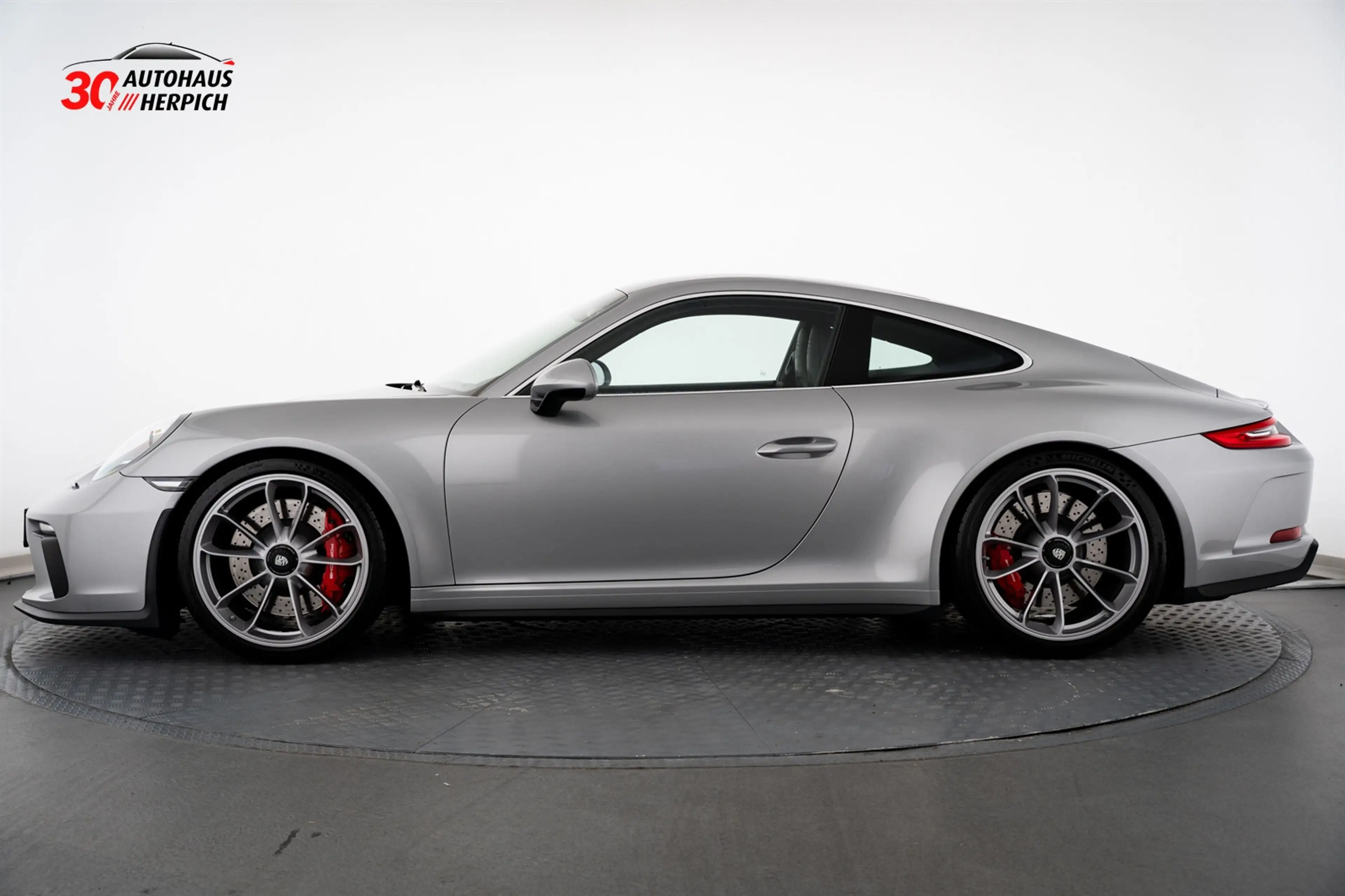 Porsche 991 .2 GT3 Touring Lift Chrono Leder BOSE Approv — photo 2