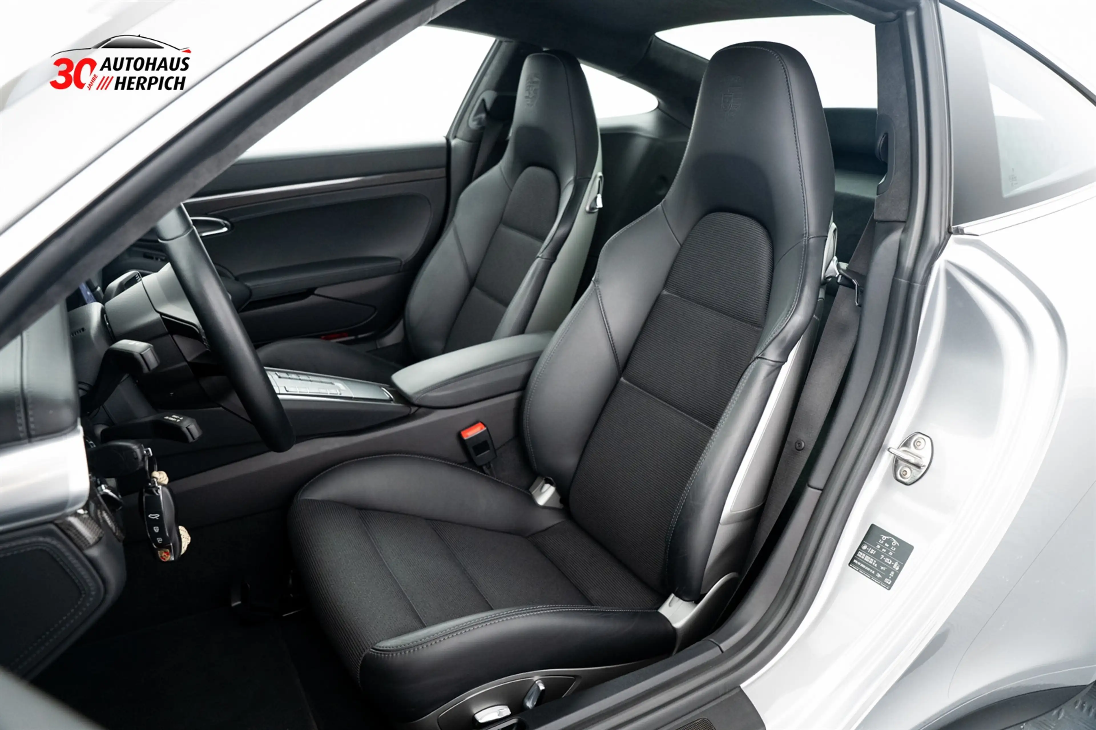 Porsche 991 .2 GT3 Touring Lift Chrono Leder BOSE Approv — photo 10