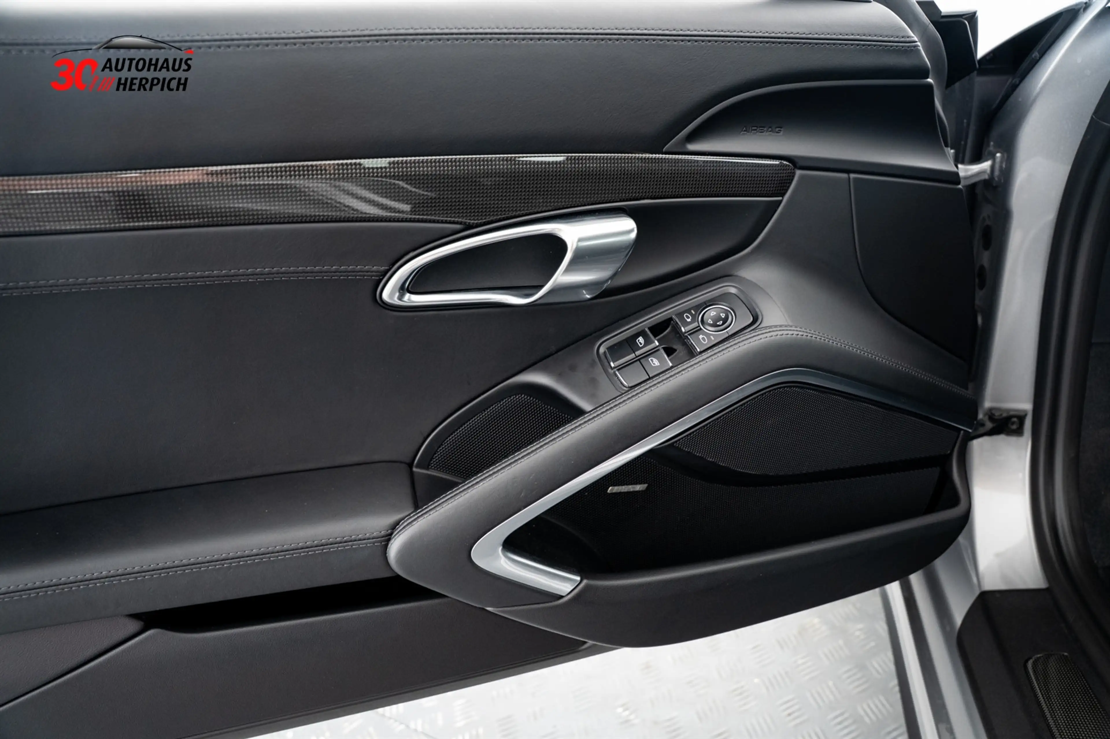 Porsche 991 .2 GT3 Touring Lift Chrono Leder BOSE Approv — photo 11