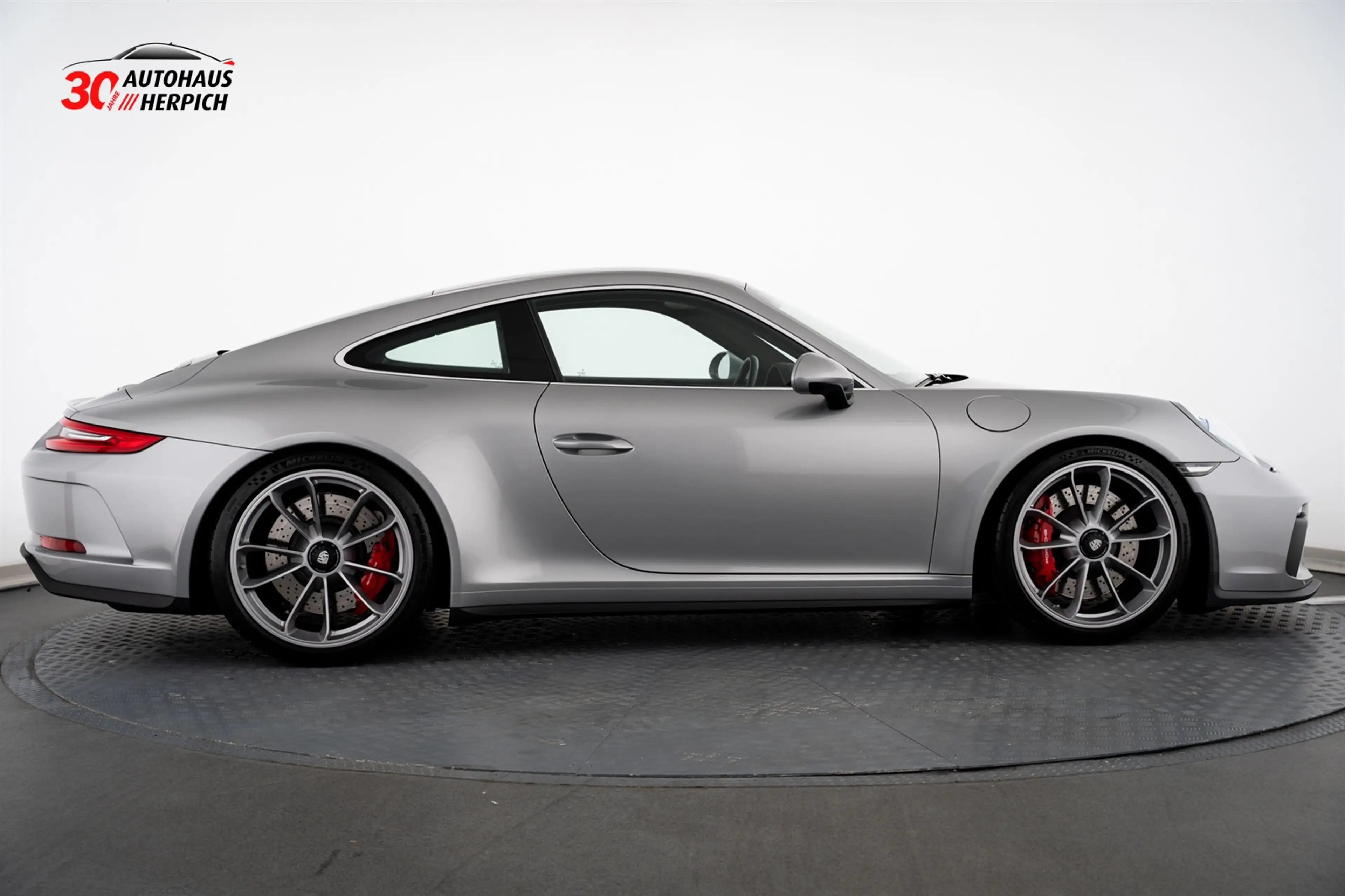 Porsche 991 .2 GT3 Touring Lift Chrono Leder BOSE Approv — photo 6