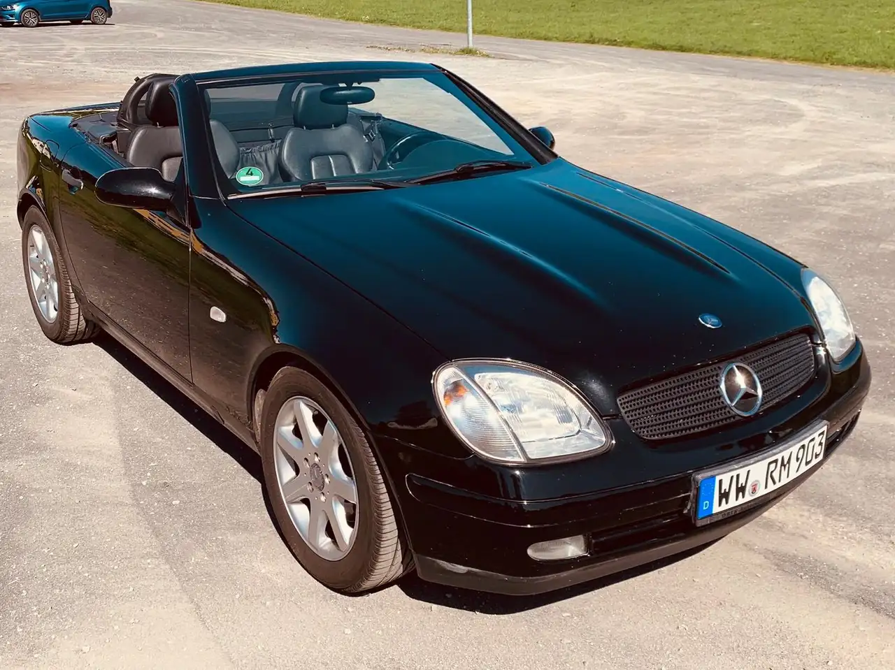 Mercedes-Benz SLK 230