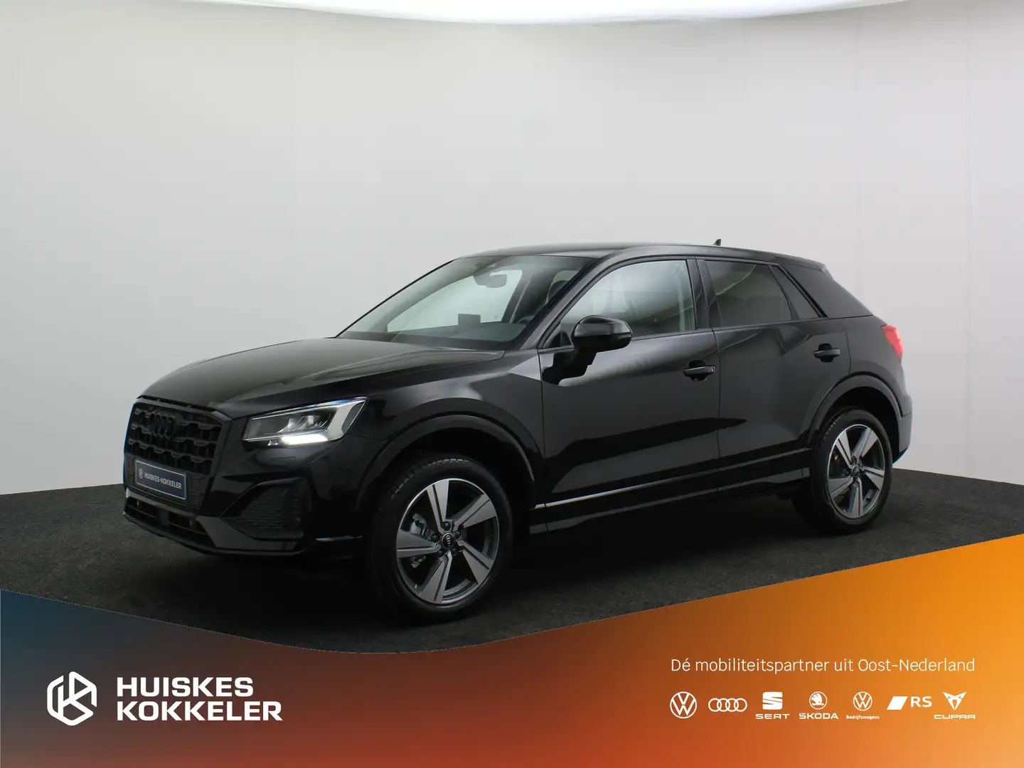 Audi Q2 35 TFSI 150pk Advanced edition Zwart - 1