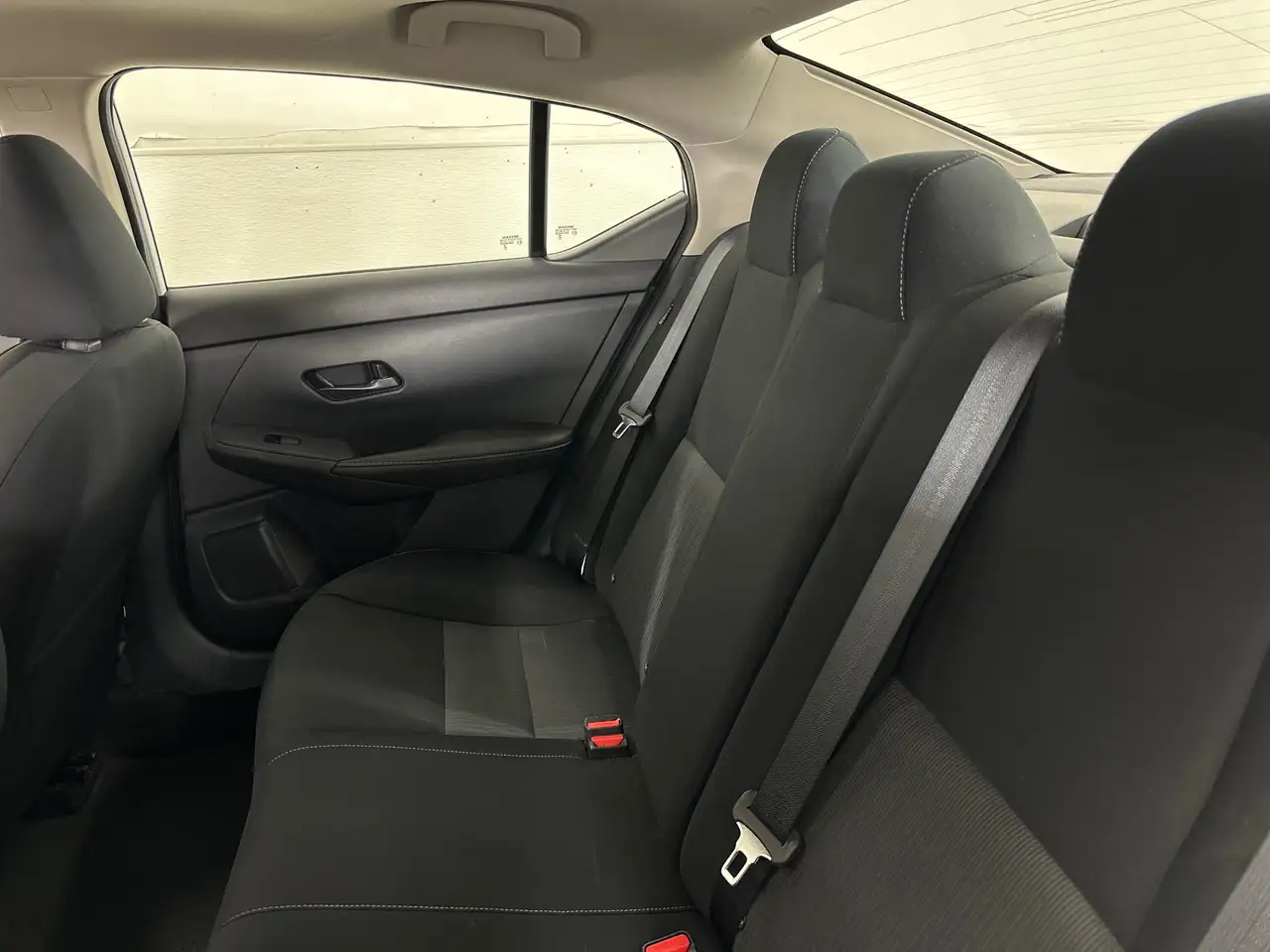 Nissan Sentra снимка Nissan Sentra