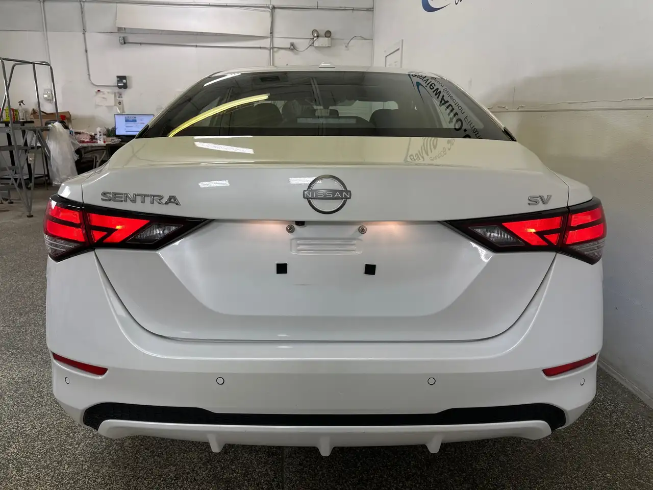 Nissan Sentra снимка Nissan Sentra