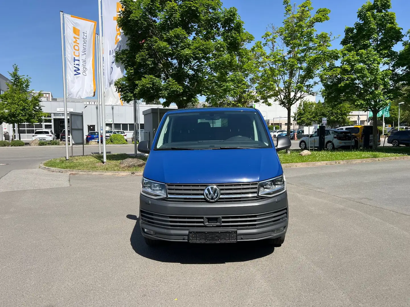 Volkswagen T6 Transporter lang  DSG*LED*Navi*StandHz*Klima* Bleu - 2