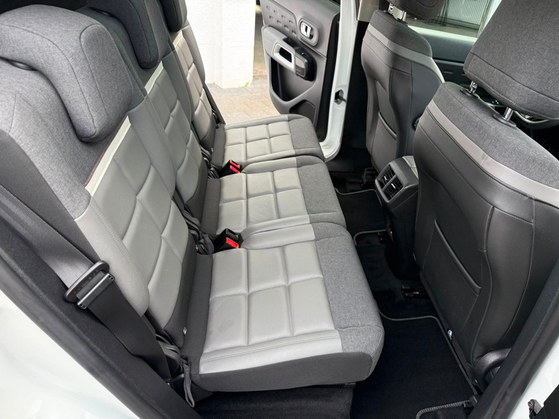 Citroen C5 Aircross Shine Pack Hybrid *Panoramadach* — photo 13