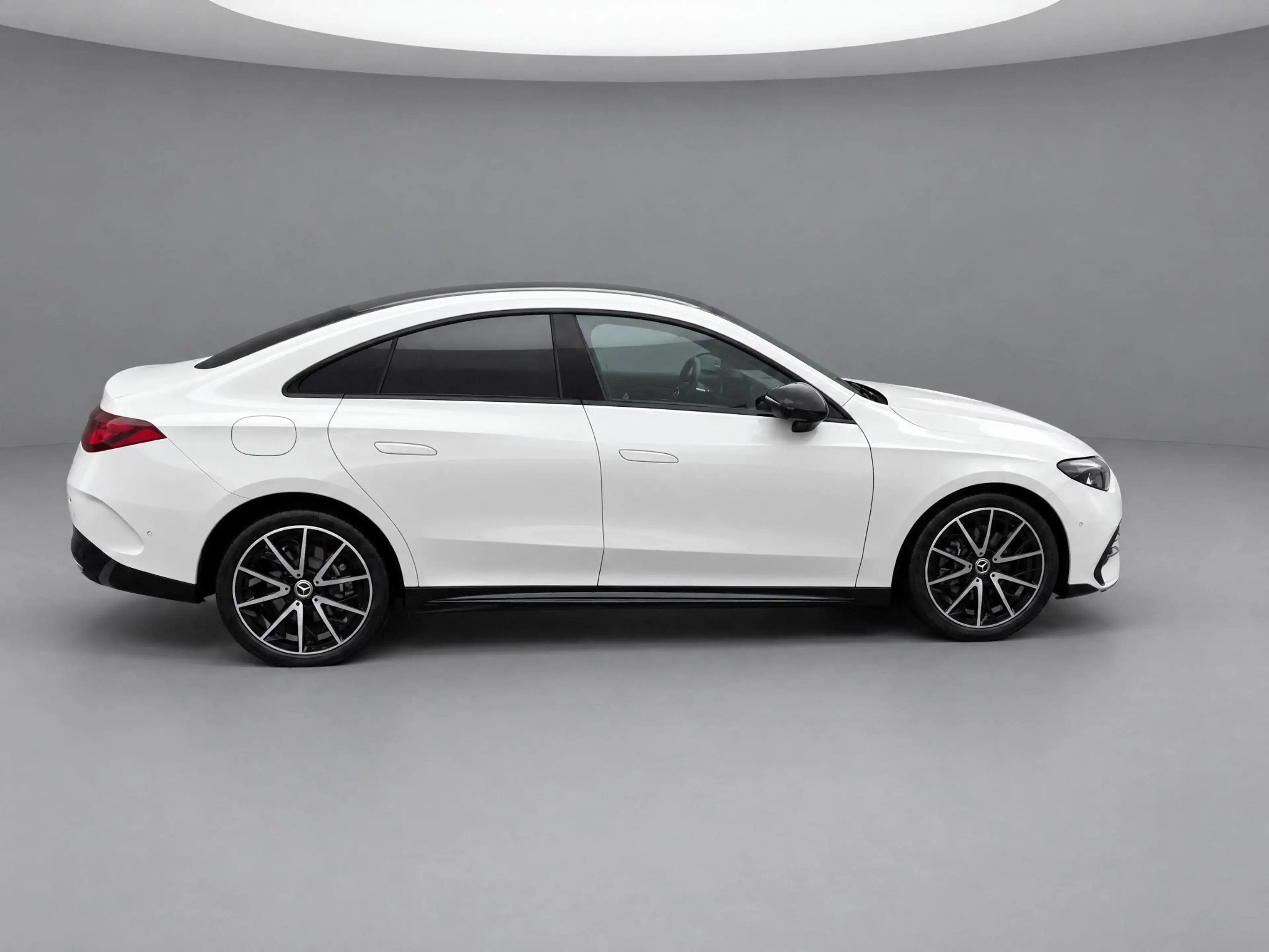 Mercedes-Benz CLA 250 250+ Launch Edition AMG | Trekhaak | 19 inch | — photo 4