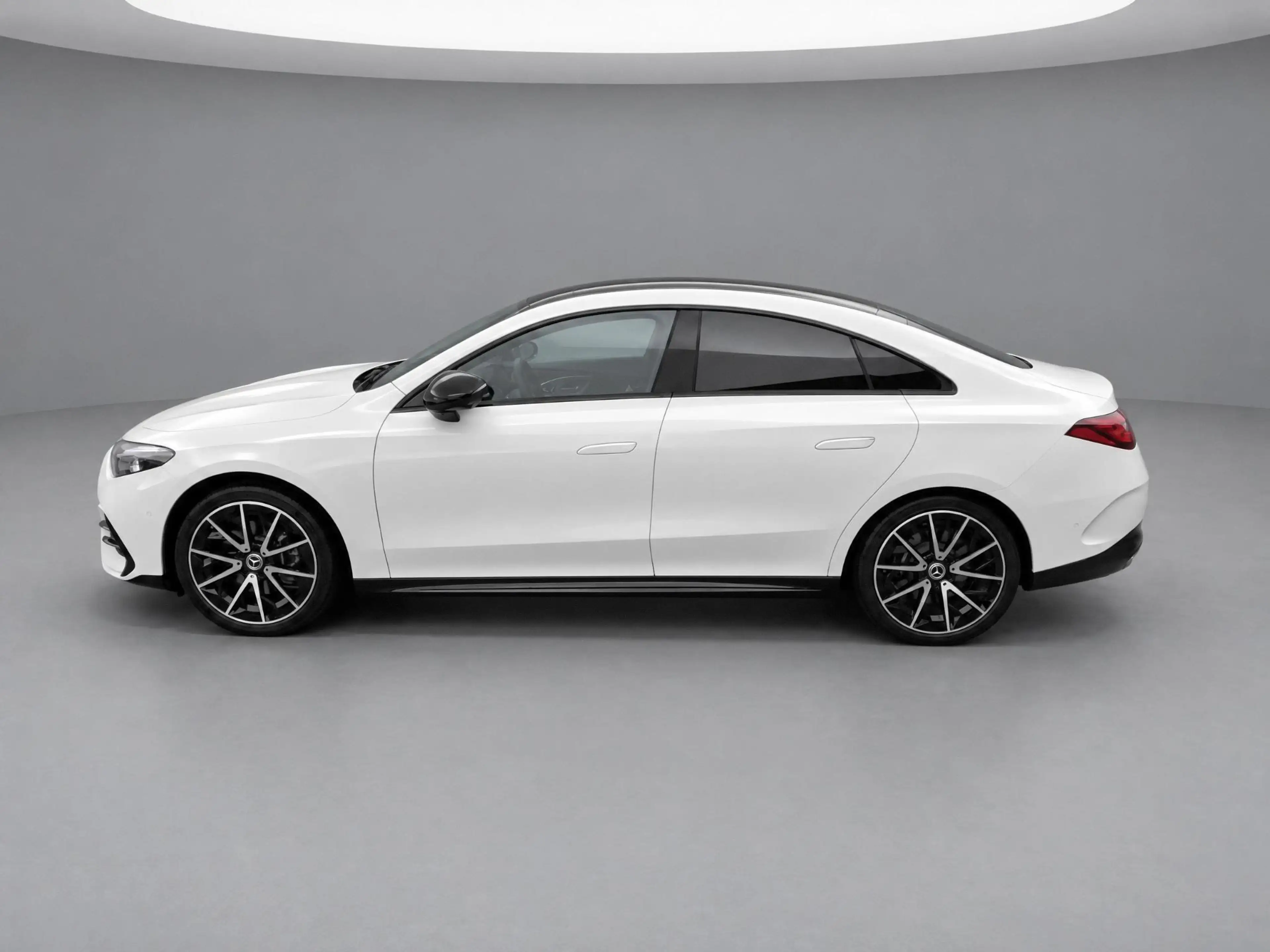 Mercedes-Benz CLA 250 250+ Launch Edition AMG | Trekhaak | 19 inch | — photo 3
