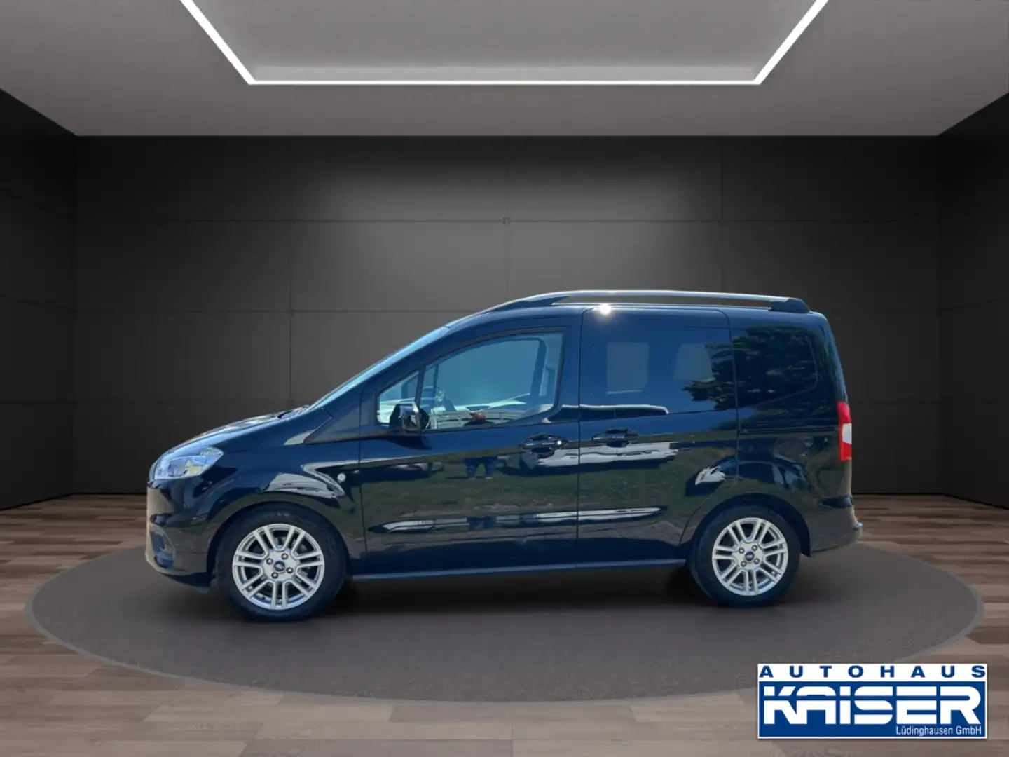 Ford Tourneo Courier Titanium 1.5 TDCi EU6d-T Zwart - 2