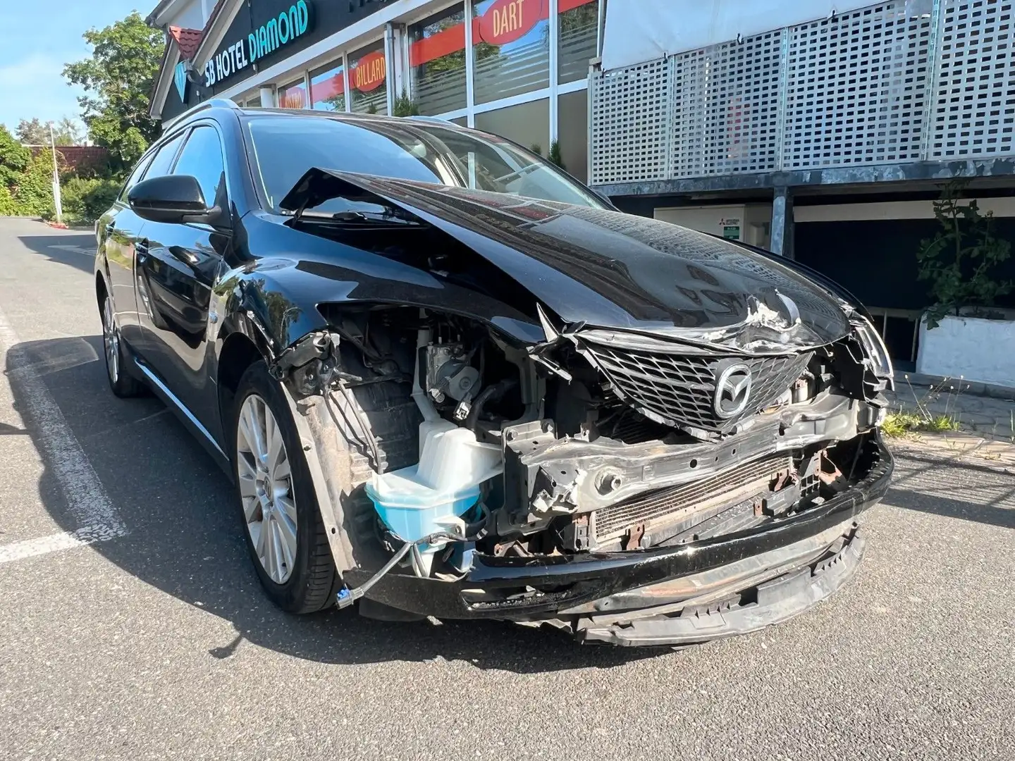 Mazda 6 Kombi 2.0  Exclusive Schwarz - 2