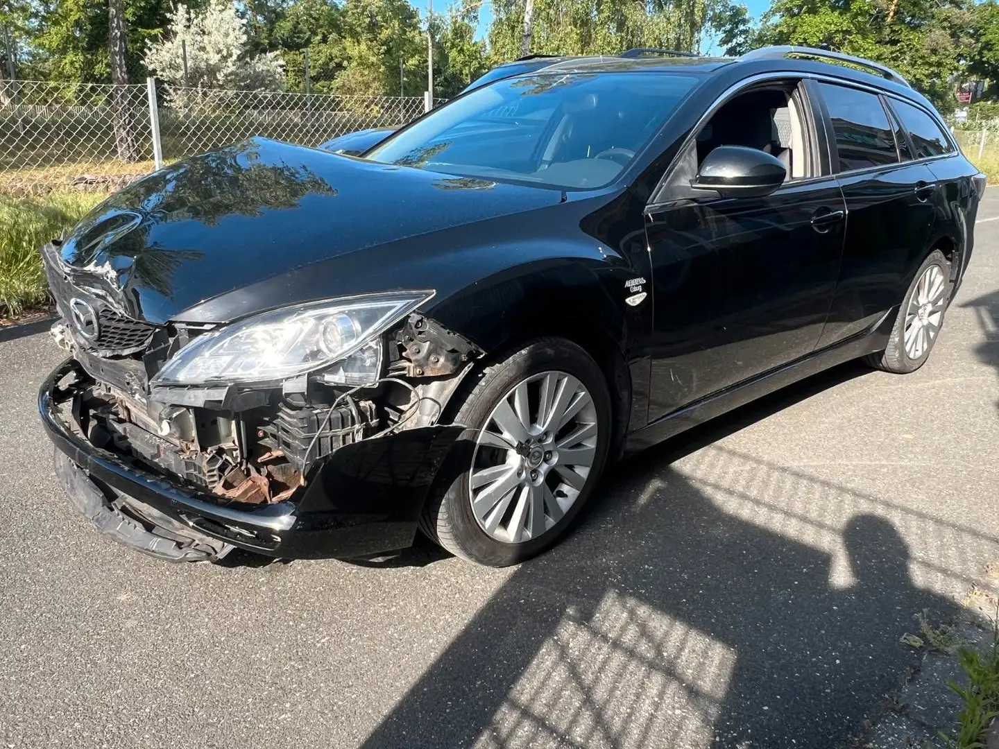 Mazda 6 Kombi 2.0  Exclusive Schwarz - 1